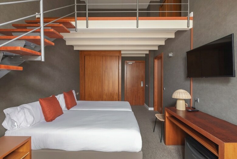 Hotel HLG Citypark Sant Just