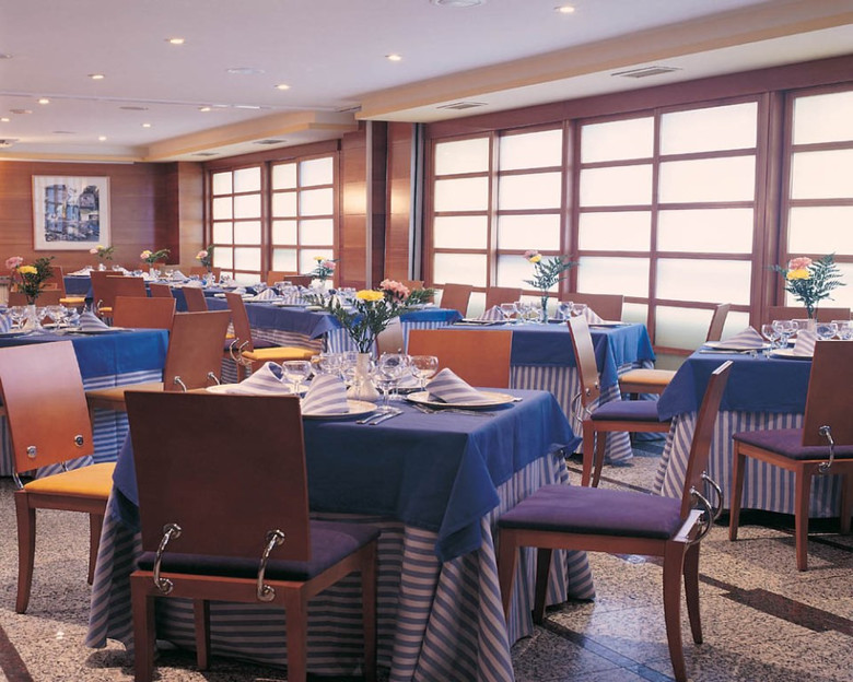 Hotel Corona De Castilla