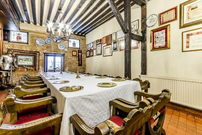 Hotel Meson Del Cid