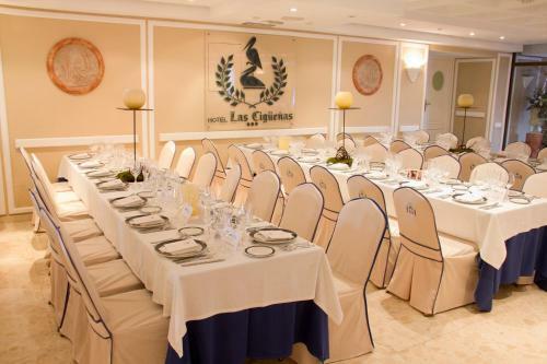 Hotel Las Cigue�as (only Atlas)