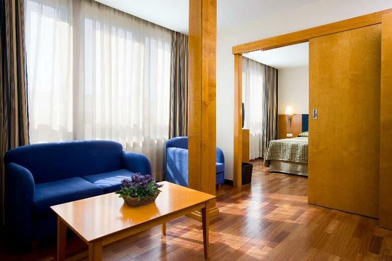 Hotel NH Castell�n Mindoro