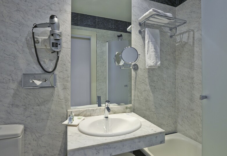 Hotel NH Valencia Las Artes