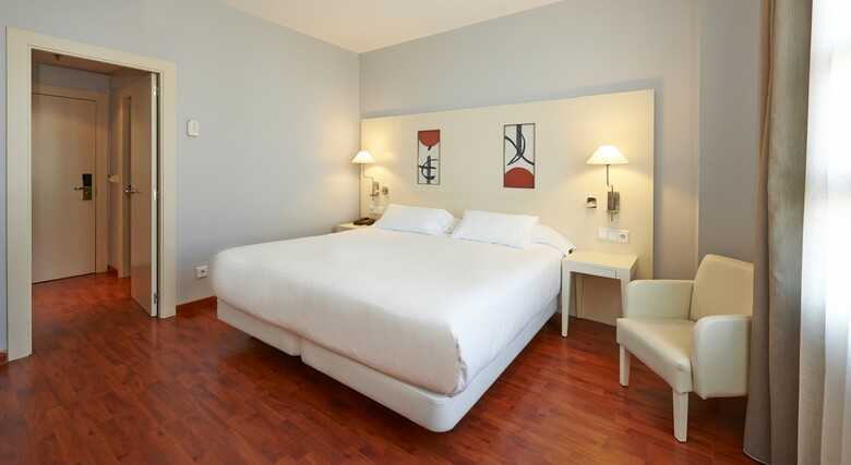 Hotel NH Valencia Las Artes