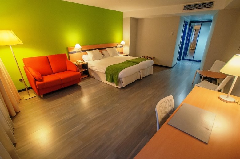 Hotel Ibis Styles Zaragoza Ramiro I