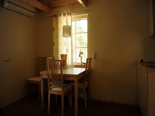Roosta Holiday Village