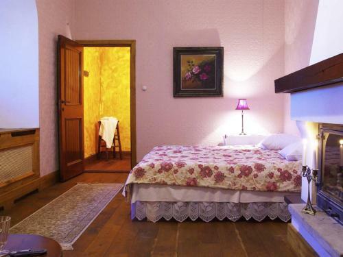Hostal Laitse Castle