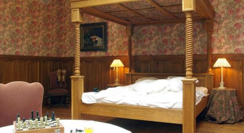 Hostal Laitse Castle