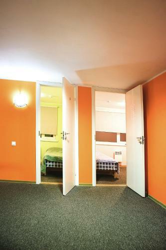 Posada Valaste Guest House And Camping