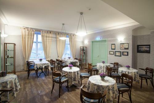 Hotel Loona Manor Guesthouse