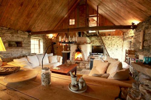 Bed & Breakfast Metsara B & B