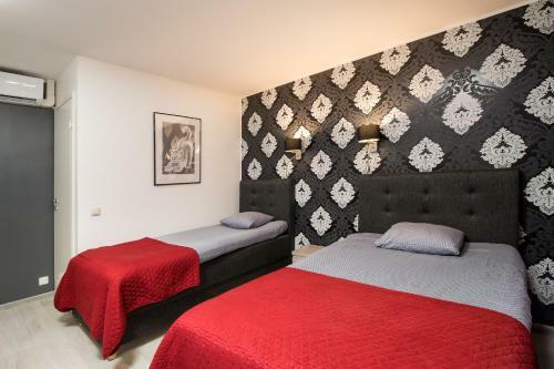 K�revere Motel & Steakhouse