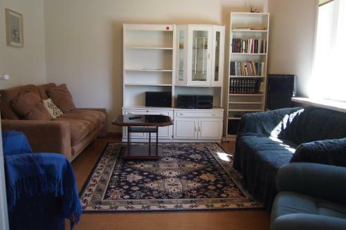 M�nni Holiday House