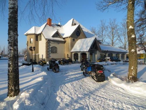 Hostal Hotell De Tolly