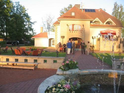 Hostal Hotell De Tolly