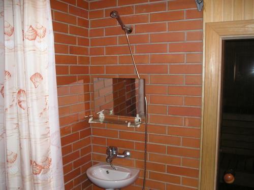 L��dla Holiday House