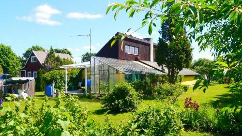 Kuke Holiday Home