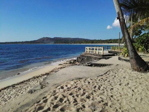 Hotel Jun And Carol Beach Cottages