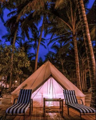 Glamping Siquijor By The Beach