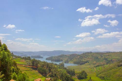 Hostal Om Bunyonyi Cultural Hostel