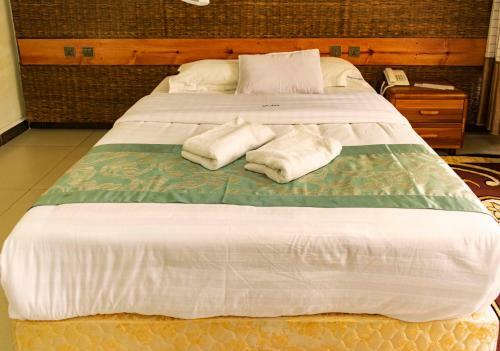 Kalya Courts Hotel