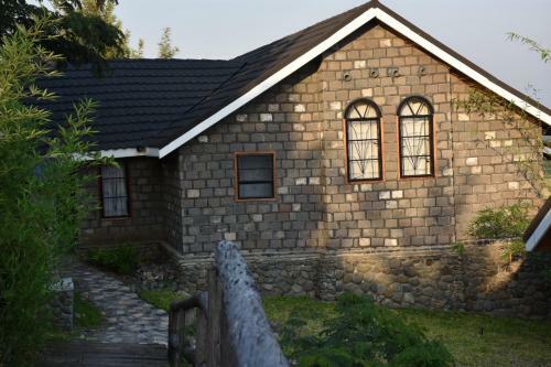 Hotel Kyangabi Crater Resort