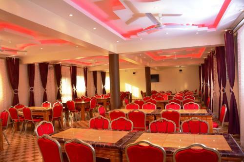 Albergue Mak Queen Hotel