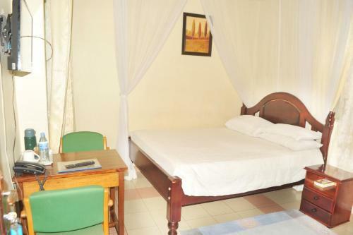 Scroll Inn Hotel