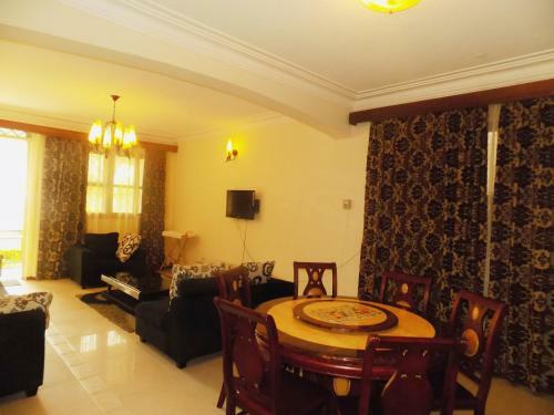 Hotel Pearl Apartments