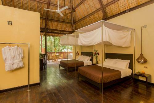Lodge Tambopata Research Center
