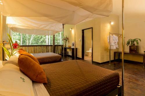 Lodge Tambopata Research Center