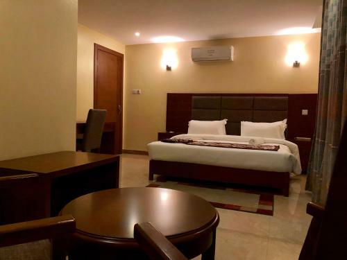 Imperial Hotel & Apartments