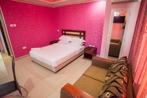 Euro Hotel & Apartment