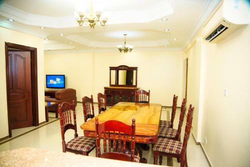 Luxury Apartment With Ocean View In Oyster Bay