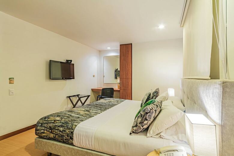 Hotel Factory Inn