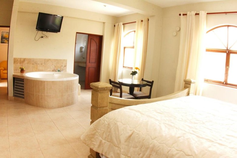 Villa Lunahuana River Resort