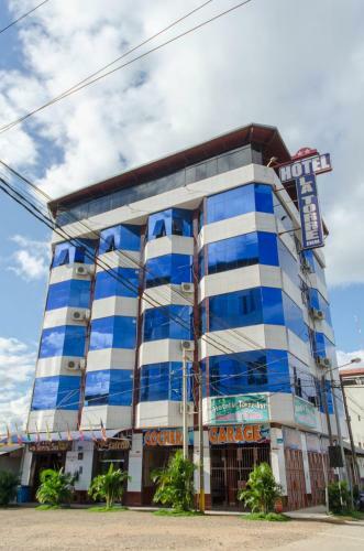 Hostal La Torre Inn