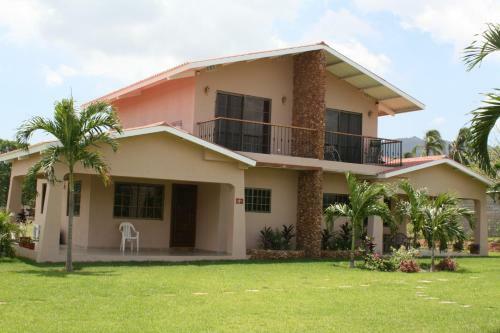 Panama Exclusive Couples Club
