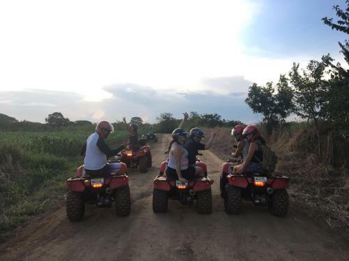 Hostal Pempos 4wheels