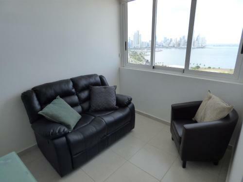 Apartamento Casco Viejo Direct Ocean Front 22-02