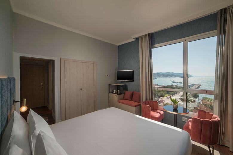 Hotel NH La Spezia