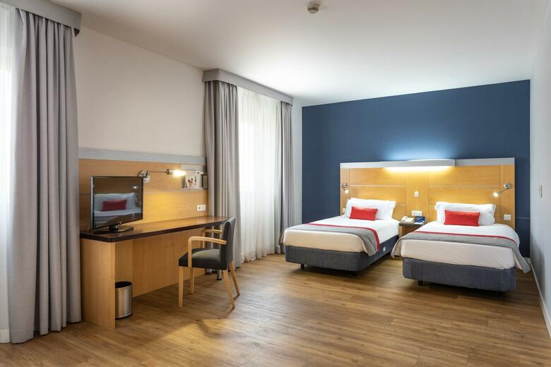 Holiday Inn Express Lisbon - Oeiras, An Ihg Hotel
