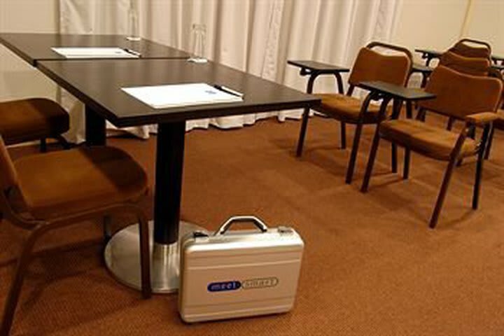 Holiday Inn Express Lisbon - Oeiras, An Ihg Hotel