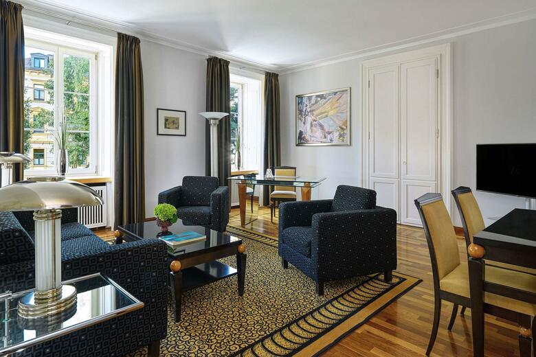 Hotel Elephant