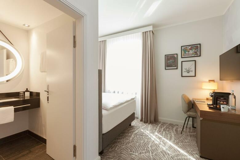 Hotel Elephant