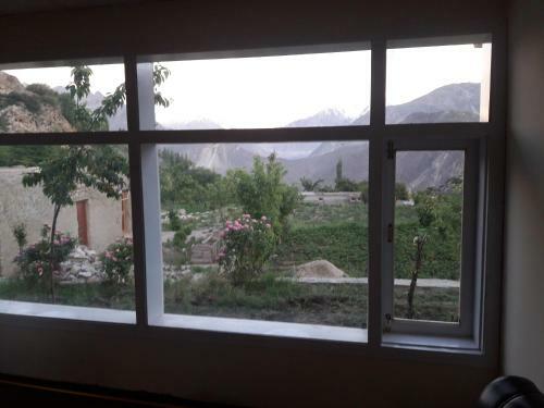 Diamond Hotel & Resort Duiker Hunza