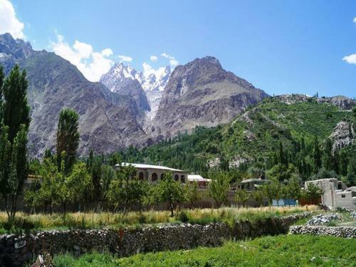 Hotel Gulmit Tourist Inn