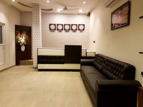 Khayyam Hotel