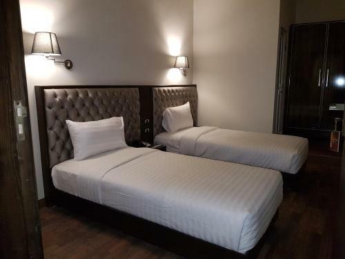 Khayyam Hotel