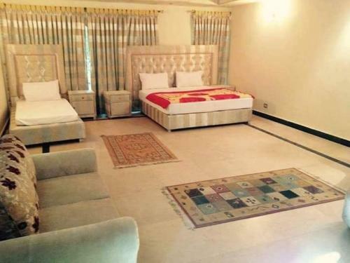 Hostal Rio Inn Guest House
