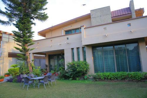 Hotel Shawnze House